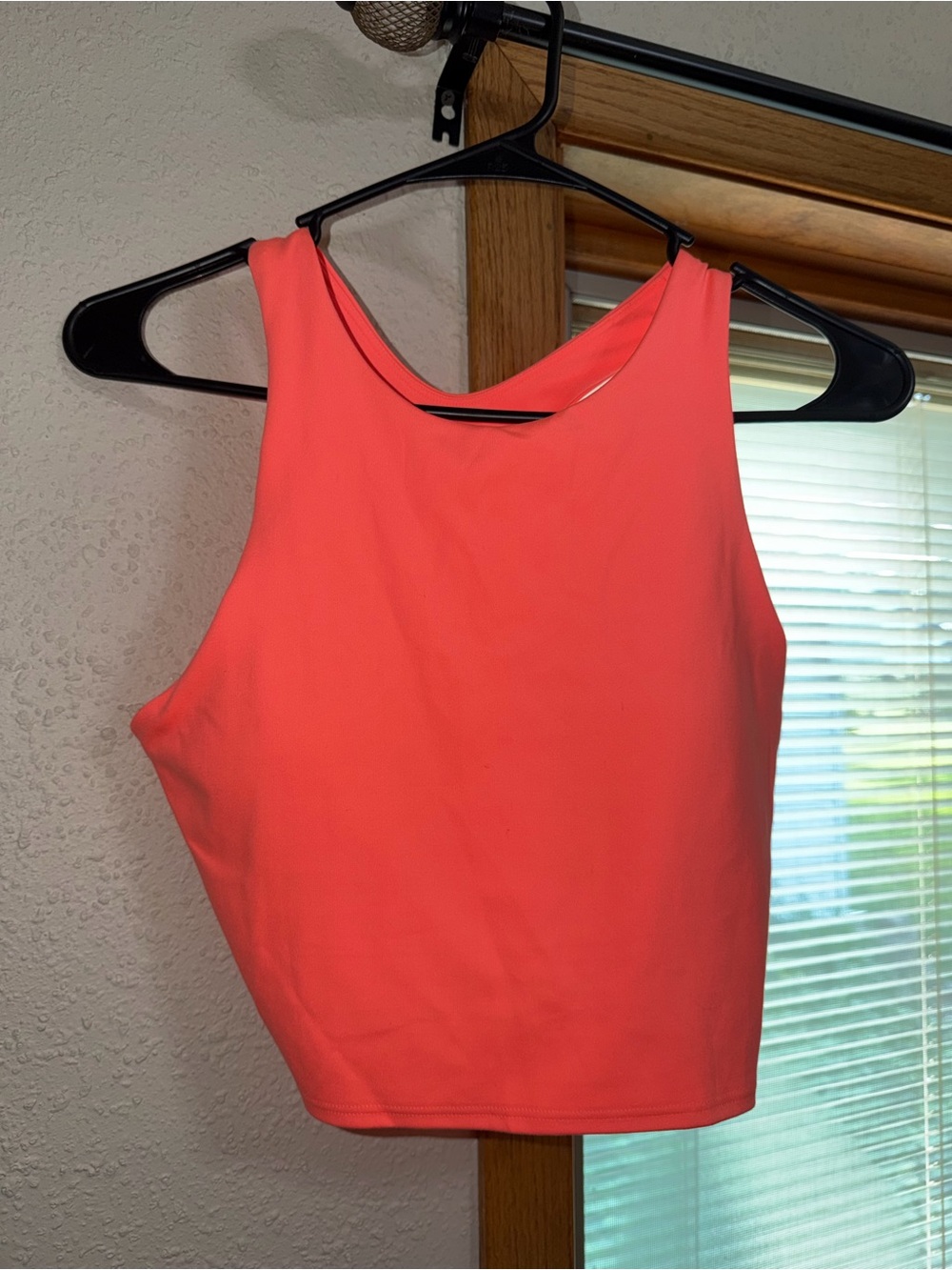 Athleta Women’s neon Coral High-Neck Cropped Tank Top